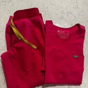 Figs Shocking Pink Scrub Set XS top/XS petite pants